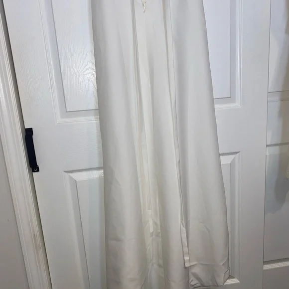 NEW WITH TAGS GORGEOUS WEDDING BRIDAL GOWN SIZE L - Picture 9 of 9